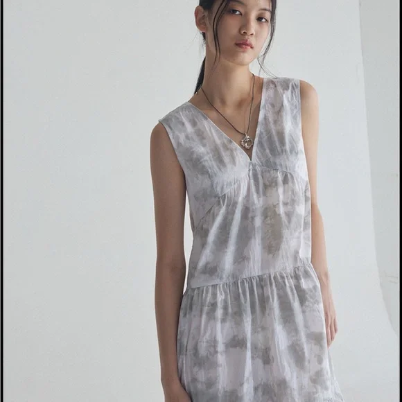Jane and Delancey Dress - gray/white tie dye tiered sleeveless soft and cozy - Picture 1 of 8